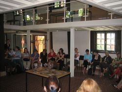 26 Studierende der Konservierungswissenschaften aus drei europ&auml;ischen lernen zur  Zeit in einem