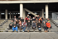 Unterst&uuml;tzt von zw&ouml;lf Tutoren aller teilnehmenden Hochschulen erarbeiteten die Studierende