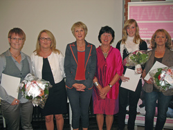 Freuen sich &uuml;ber den Preis vom F&ouml;rderkreis der Fakult&auml;t Soziale Arbeit und Gesundheit